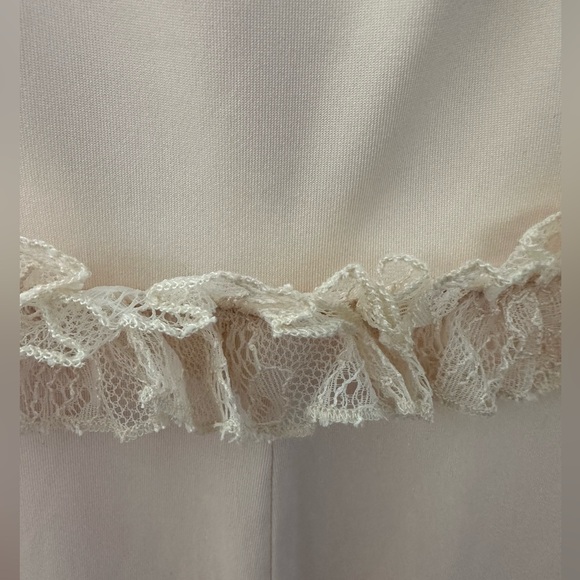 Selfie Leslie HERE COMES THE SUN  Olivera Lace Frill Trim Maxi Dress Cream Small - Picture 5 of 8